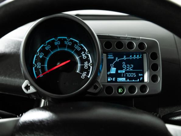 Chevrolet Spark III с пробегом 2011 года, цена 699 700 рублей, 114000 км, хэтчбек, Автокод Объявления