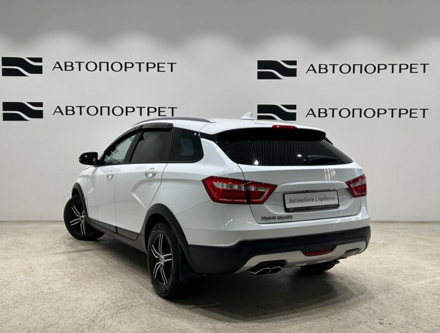 Lada (ВАЗ) Vesta I Санкт-Петербург  - изображение 5