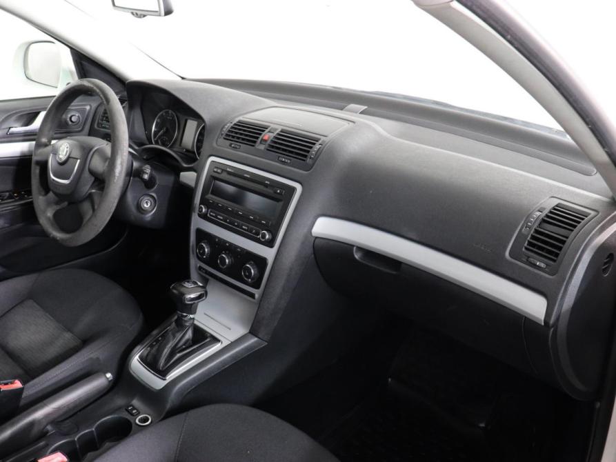 Skoda Octavia II (A5) Рестайлинг Химки  - изображение 7