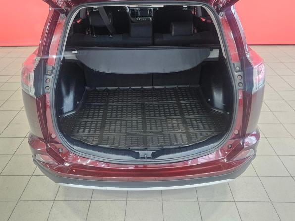 Toyota RAV4 IV (XA40) Рестайлинг с пробегом 2016 года, цена 2 320 000 рублей, 176676 км, внедорожник, Автокод Объявления