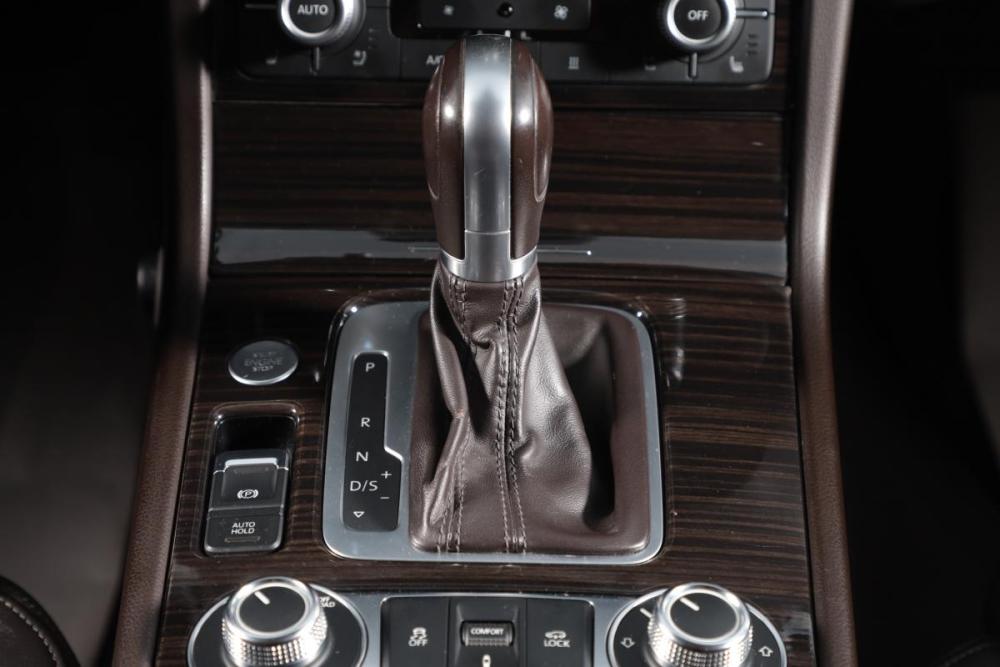Volkswagen Touareg II Рестайлинг Новосибирск  - изображение 15