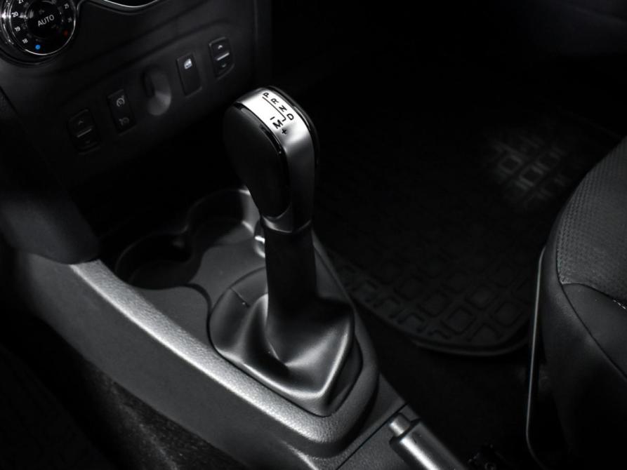 Renault Sandero II Рестайлинг Санкт-Петербург  - изображение 12