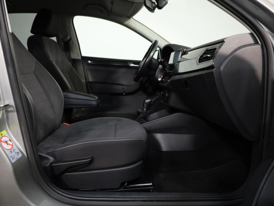 Volkswagen Polo VI Санкт-Петербург  - изображение 23