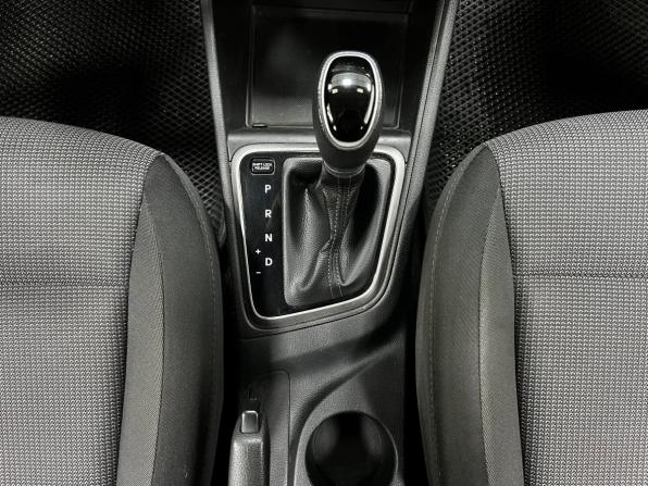 Hyundai Solaris II с пробегом 2018 года, цена 1 190 000 рублей, 189300 км, седан, Автокод Объявления