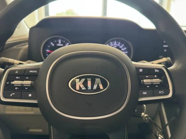 Kia Carnival IV с пробегом 2021 года, цена 3 159 800 рублей, 141711 км, минивэн, Автокод Объявления