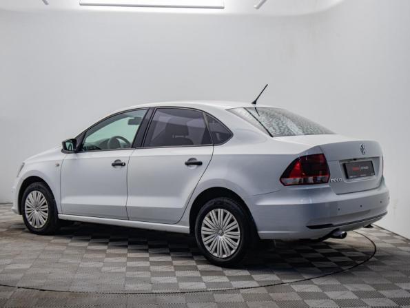 Volkswagen Polo V Рестайлинг с пробегом 2016 года, цена 742 000 рублей, 243735 км, седан, Автокод Объявления
