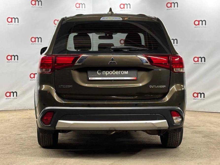 Mitsubishi Outlander III Рестайлинг 2 Санкт-Петербург  - изображение 5