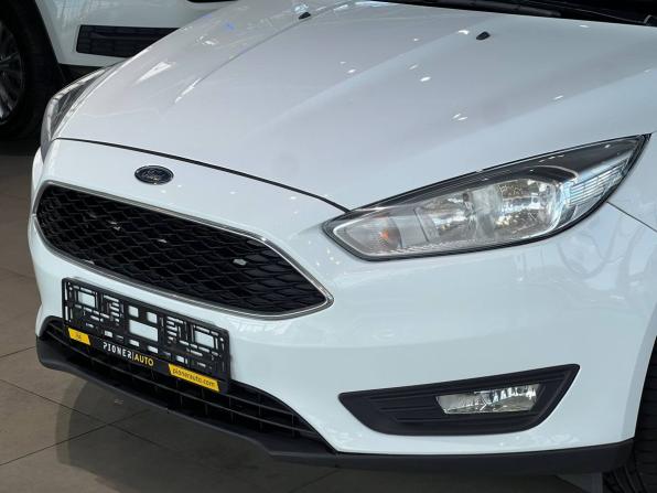 Ford Focus III Рестайлинг с пробегом 2017 года, цена 1 000 000 рублей, 157000 км, хэтчбек, Автокод Объявления