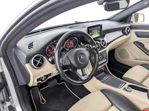 Mercedes-Benz CLA I (C117 X117) Рестайлинг с пробегом 2017 года, цена 1 960 000 рублей, 118636 км, седан, Автокод Объявления