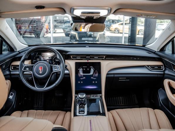 Hongqi H5 II с пробегом 2024 года, цена 3 229 000 рублей, 21222 км, седан, Автокод Объявления