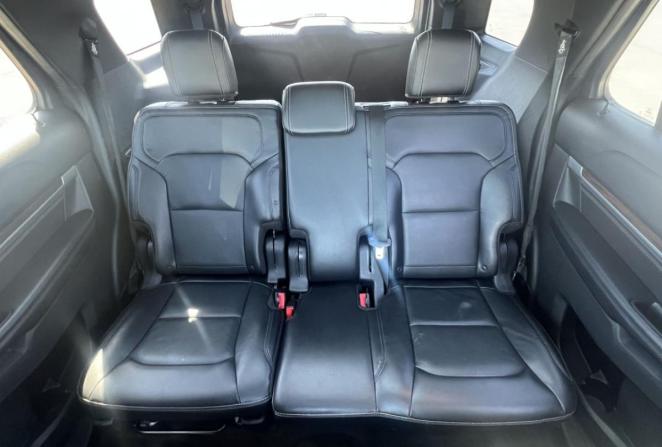 Ford Explorer V Рестайлинг с пробегом 2016 года, цена 2 490 000 рублей, 180000 км, внедорожник, Автокод Объявления