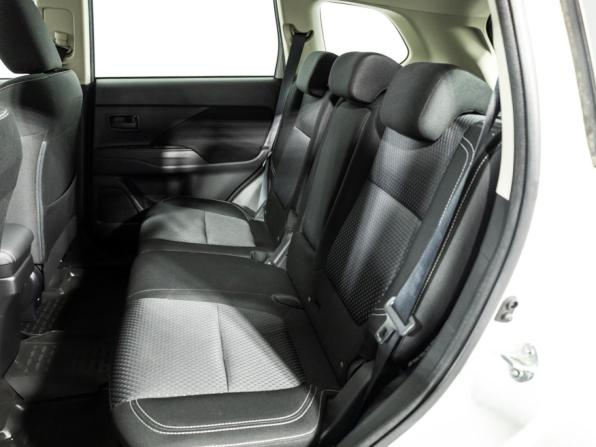 Mitsubishi Outlander III Рестайлинг 3 с пробегом 2019 года, цена 1 899 700 рублей, 101490 км, внедорожник, Автокод Объявления