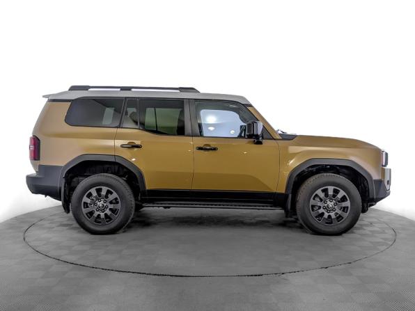 Toyota Land Cruiser Prado 250 Series с пробегом 2024 года, цена 9 950 000 рублей, 4570 км, внедорожник, Автокод Объявления