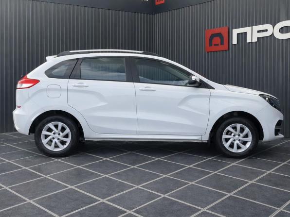 Lada (ВАЗ) XRAY I с пробегом 2018 года, цена 887 000 рублей, 79699 км, хэтчбек, Автокод Объявления