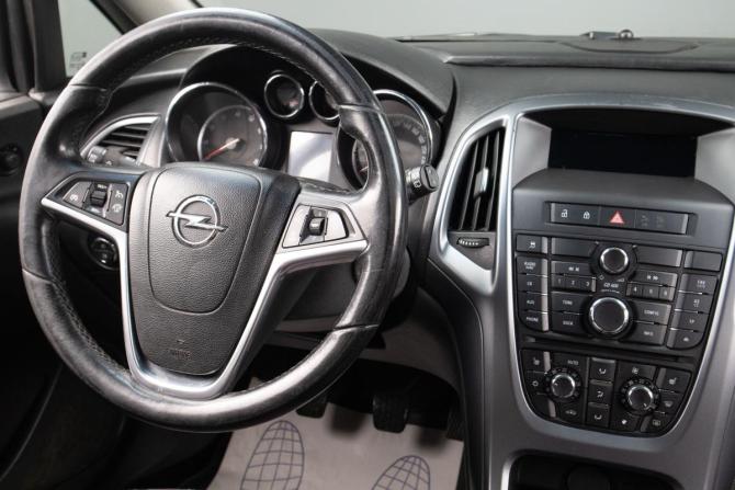 Opel Astra J Рестайлинг с пробегом 2012 года, цена 659 000 рублей, 112000 км, хэтчбек, Автокод Объявления