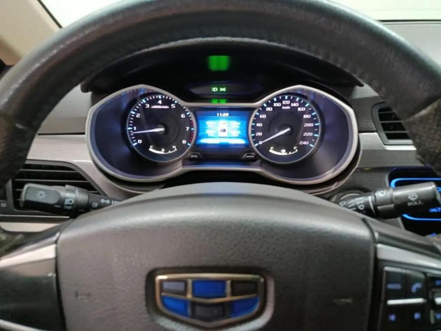 Geely Emgrand 7 I Рестайлинг Уфа  - изображение 11