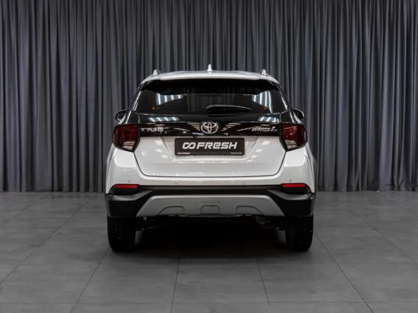 Toyota Yaris XP150 Рестайлинг с пробегом 2020 года, цена 1 459 000 рублей, 101755 км, хэтчбек, Автокод Объявления