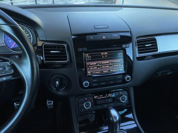 Volkswagen Touareg II Рестайлинг с пробегом 2014 года, цена 2 259 000 рублей, 216180 км, внедорожник, Автокод Объявления