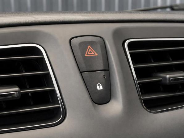 Renault Sandero II Рестайлинг с пробегом 2019 года, цена 1 197 000 рублей, 34434 км, хэтчбек, Автокод Объявления