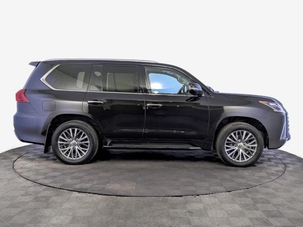 Lexus LX III Рестайлинг 2 с пробегом 2018 года, цена 5 390 000 рублей, 365339 км, внедорожник, Автокод Объявления