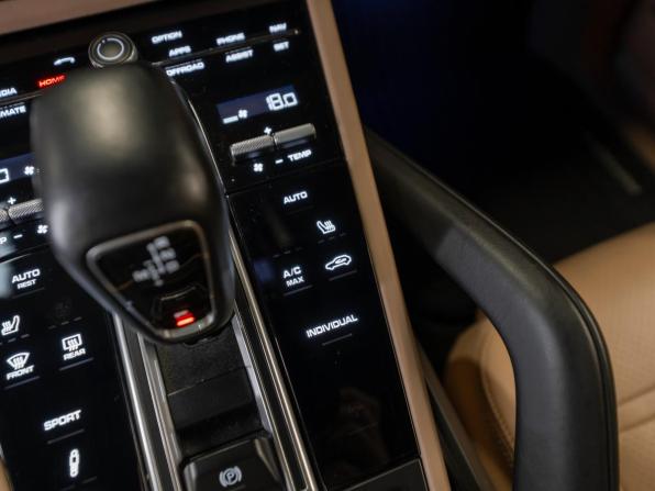Porsche Cayenne III с пробегом 2019 года, цена 5 300 000 рублей, 198612 км, внедорожник, Автокод Объявления