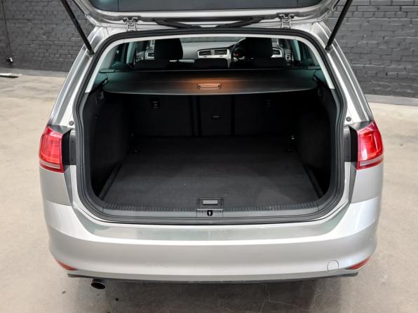 Volkswagen Golf VII с пробегом 2015 года, цена 1 350 000 рублей, 54729 км, универсал, Автокод Объявления