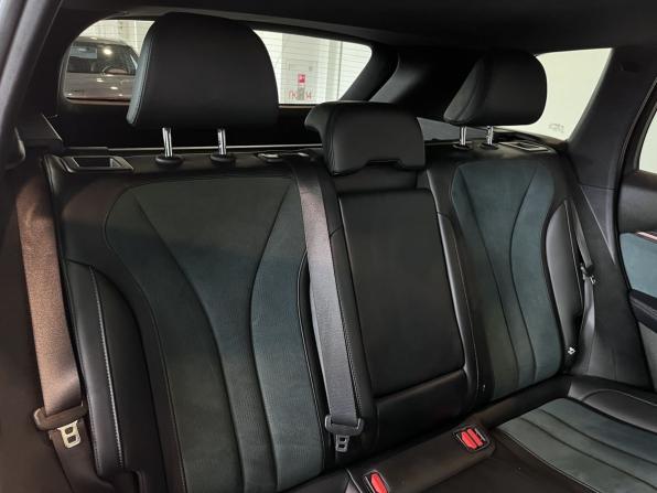 Geely Monjaro I с пробегом 2023 года, цена 3 150 000 рублей, 41121 км, внедорожник, Автокод Объявления