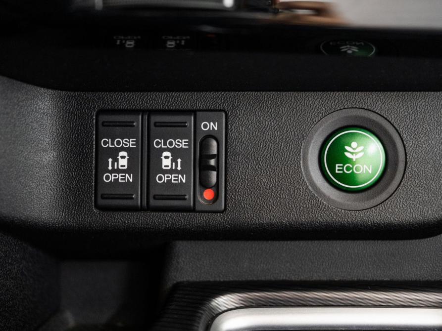Honda Stepwgn V Рестайлинг Иркутск  - изображение 17
