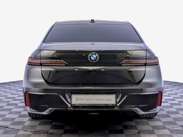 BMW 7 серии VII (G70) с пробегом 2025 года, цена 15 050 000 рублей, 8049 км, седан, Автокод Объявления