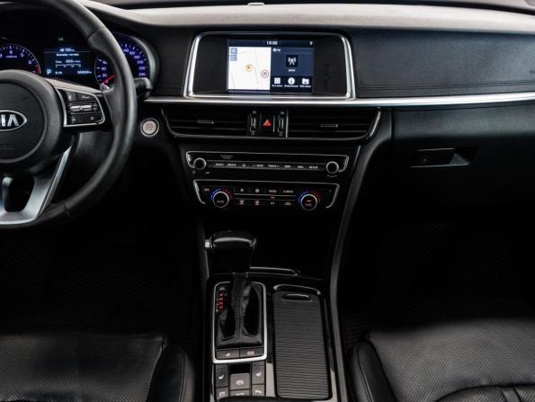 Kia Optima IV Рестайлинг с пробегом 2019 года, цена 1 225 000 рублей, 343032 км, седан, Автокод Объявления