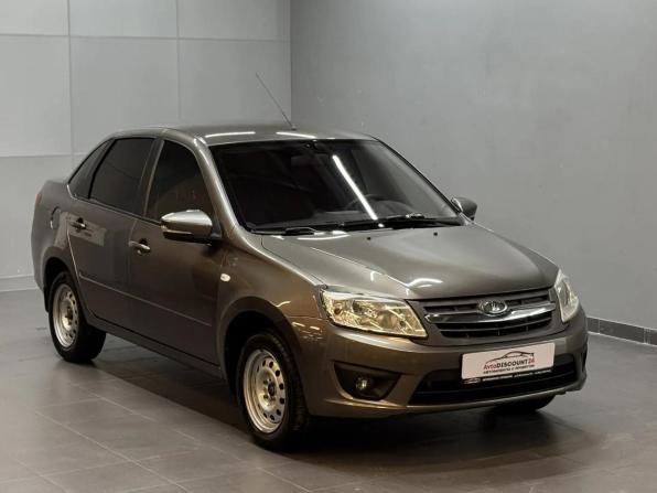 Lada (ВАЗ) Granta I с пробегом 2017 года, цена 697 000 рублей, 112000 км, седан, Автокод Объявления
