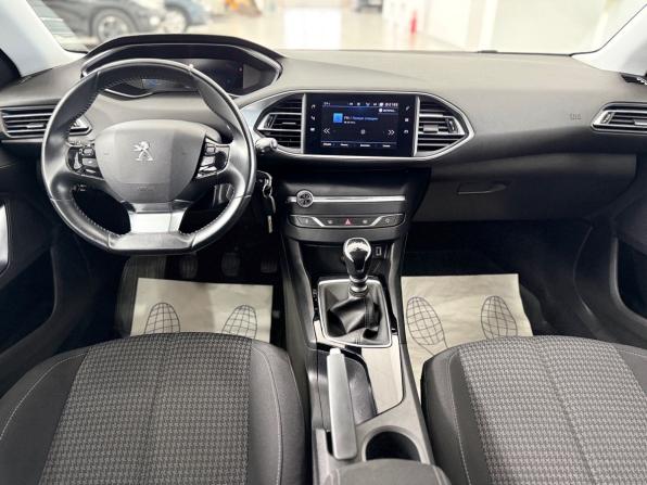 Peugeot 308 II Рестайлинг с пробегом 2020 года, цена 1 245 000 рублей, 97100 км, универсал, Автокод Объявления