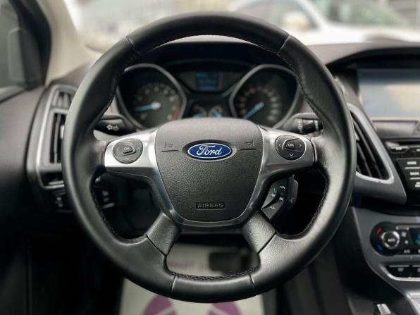 Ford Focus III с пробегом 2012 года, цена 820 000 рублей, 181356 км, хэтчбек, Автокод Объявления