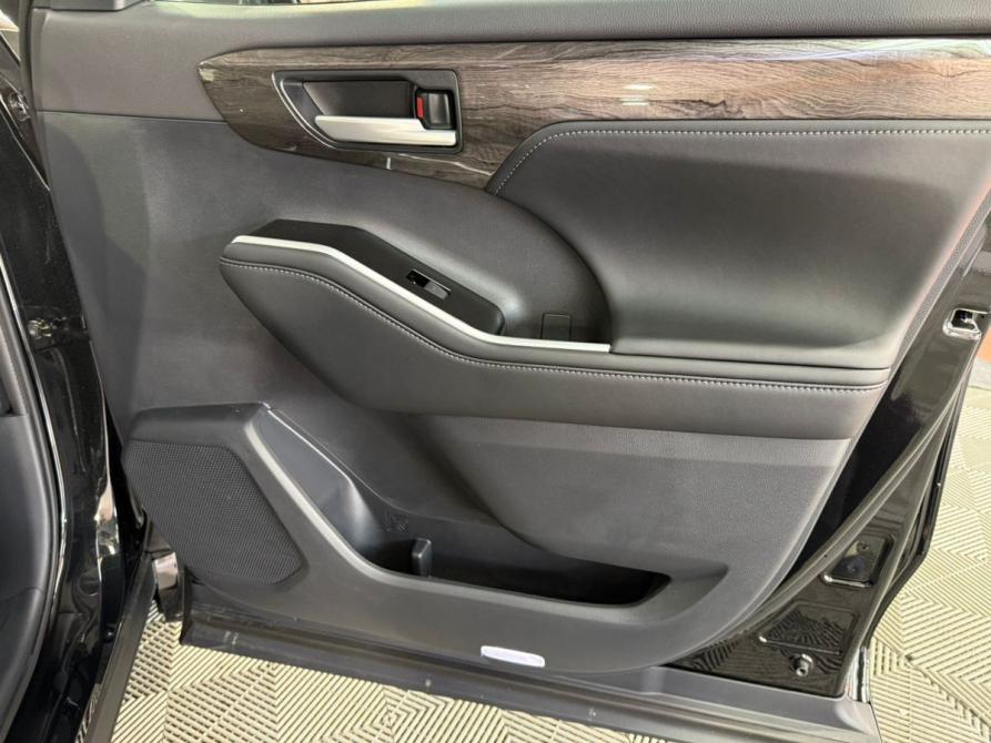 Toyota Highlander IV (XU70) Москва  - изображение 24