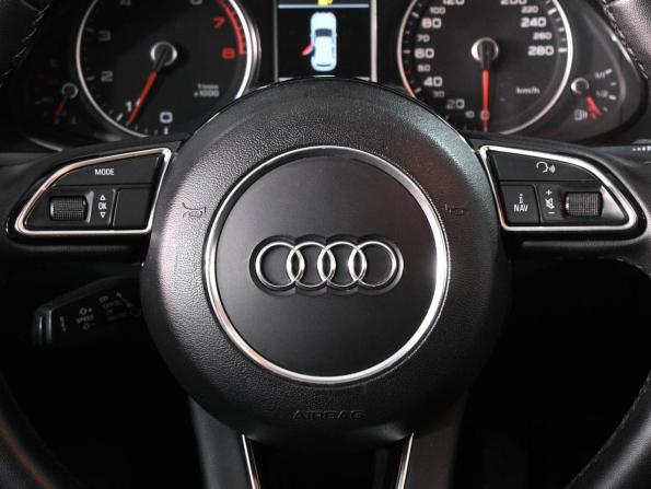 Audi Q5 I (8R) Рестайлинг с пробегом 2013 года, цена 1 759 000 рублей, 301974 км, внедорожник, Автокод Объявления