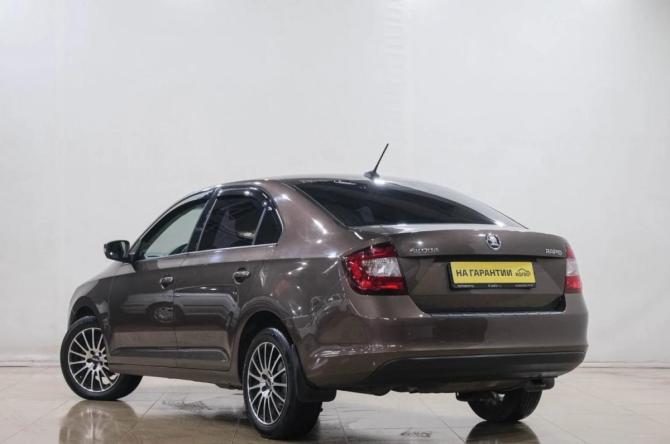 Skoda Rapid I Рестайлинг с пробегом 2018 года, цена 919 000 рублей, 186000 км, лифтбек, Автокод Объявления