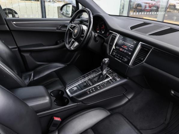 Porsche Macan I с пробегом 2018 года, цена 3 798 000 рублей, 95002 км, внедорожник, Автокод Объявления