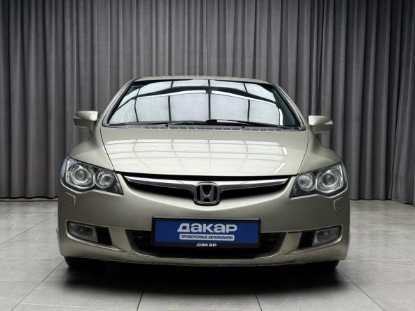 Honda Civic VIII Рестайлинг с пробегом 2008 года, цена 699 000 рублей, 309656 км, седан, Автокод Объявления
