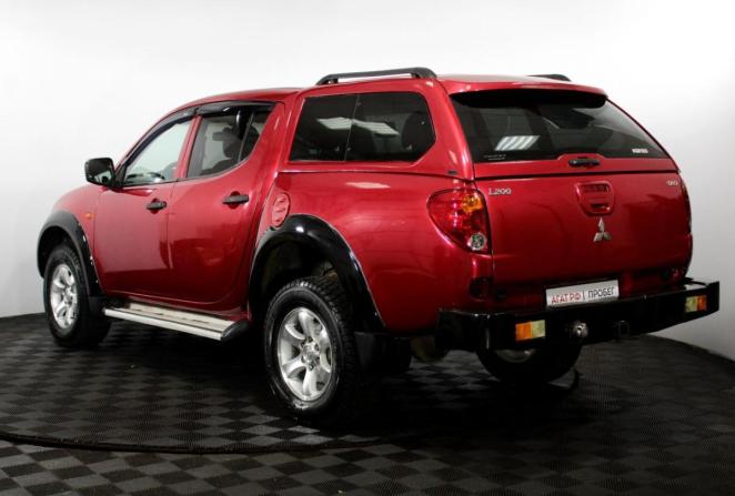 Mitsubishi L200 IV с пробегом 2007 года, цена 1 295 000 рублей, 304156 км, offers.body_type.unknown, Автокод Объявления