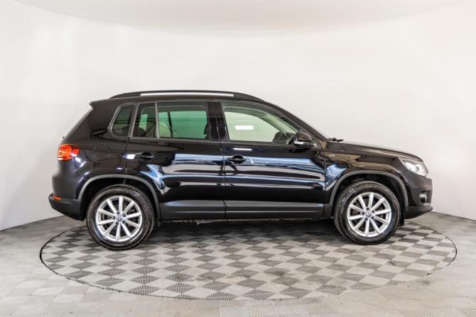 Volkswagen Tiguan I Рестайлинг с пробегом 2015 года, цена 1 199 000 рублей, 135537 км, внедорожник, Автокод Объявления