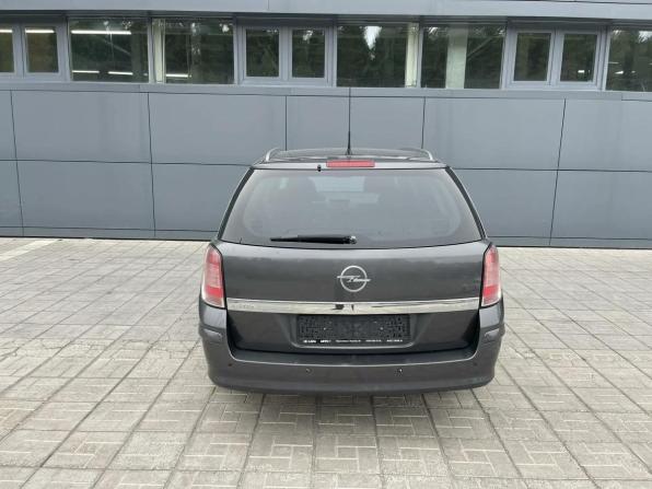 Opel Astra H Рестайлинг с пробегом 2011 года, цена 540 000 рублей, 179000 км, универсал, Автокод Объявления