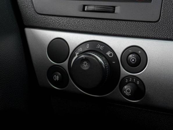 Opel Astra H Рестайлинг с пробегом 2010 года, цена 519 000 рублей, 246000 км, седан, Автокод Объявления