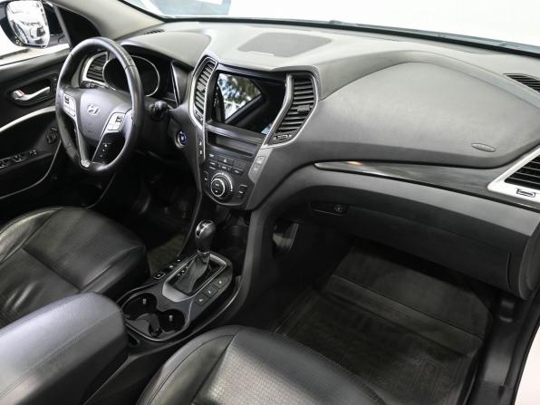 Hyundai Santa Fe III с пробегом 2012 года, цена 1 799 900 рублей, 165000 км, внедорожник, Автокод Объявления