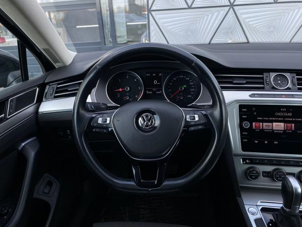 Volkswagen Passat B8 с пробегом 2018 года, цена 1 899 000 рублей, 227400 км, универсал, Автокод Объявления