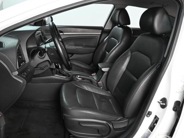 Hyundai Elantra VI (AD) с пробегом 2016 года, цена 1 619 000 рублей, 139522 км, седан, Автокод Объявления