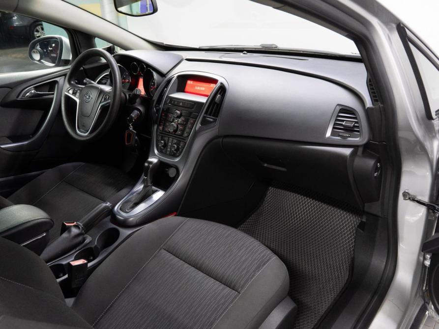 Opel Astra J Рестайлинг Тюмень  - изображение 16