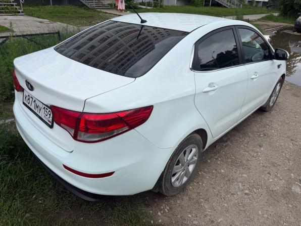 Kia Rio III Рестайлинг с пробегом 2016 года, цена 977 000 рублей, 175000 км, седан, Автокод Объявления