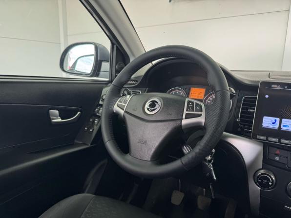 SsangYong Actyon II с пробегом 2013 года, цена 999 000 рублей, 177500 км, внедорожник, Автокод Объявления