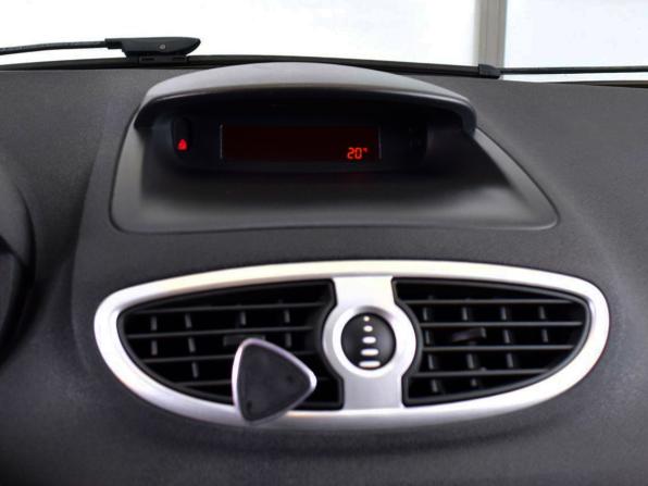 Renault Clio III с пробегом 2006 года, цена 399 995 рублей, 156393 км, хэтчбек, Автокод Объявления
