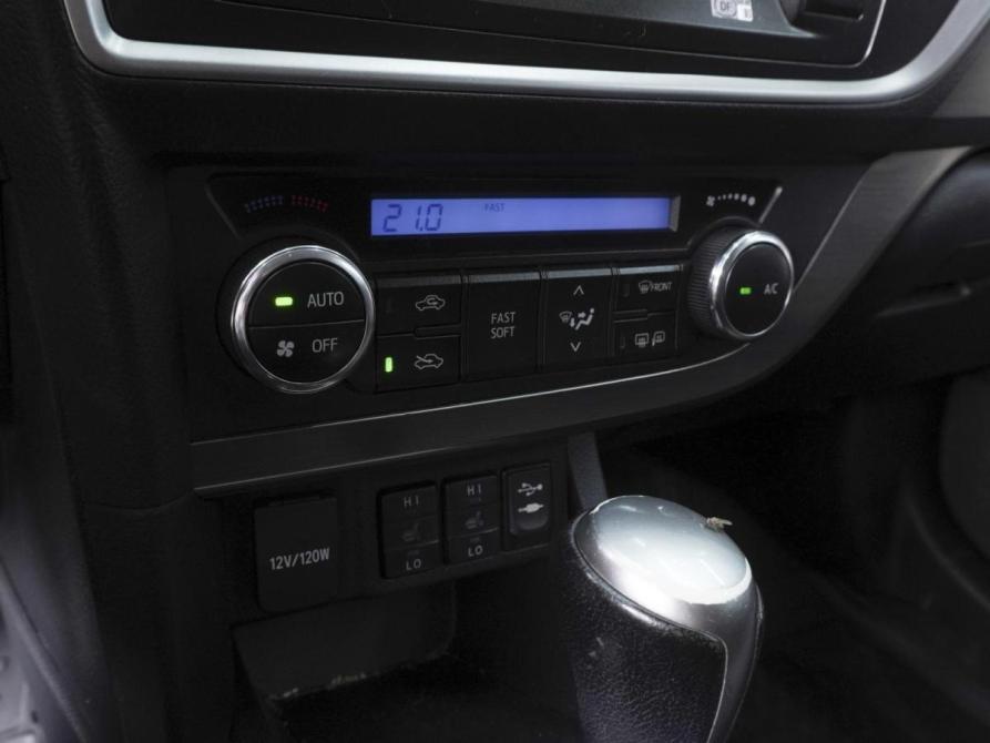 Toyota Auris II Ростов-на-Дону  - изображение 13
